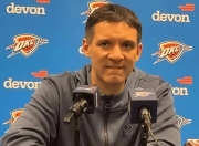 雷速直播-关于字母哥赛事官方发布高光表现新规，独行侠争议不断！的信息