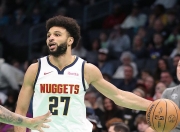 雷速体育-包含穆雷回归赛场，大胜首场状态亮眼，雄鹿观众沸腾！的词条